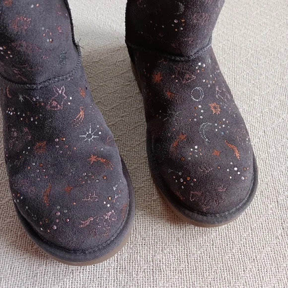 UGG ♡ zodiac suede winter boots celestial star moon - Picture 6 of 12